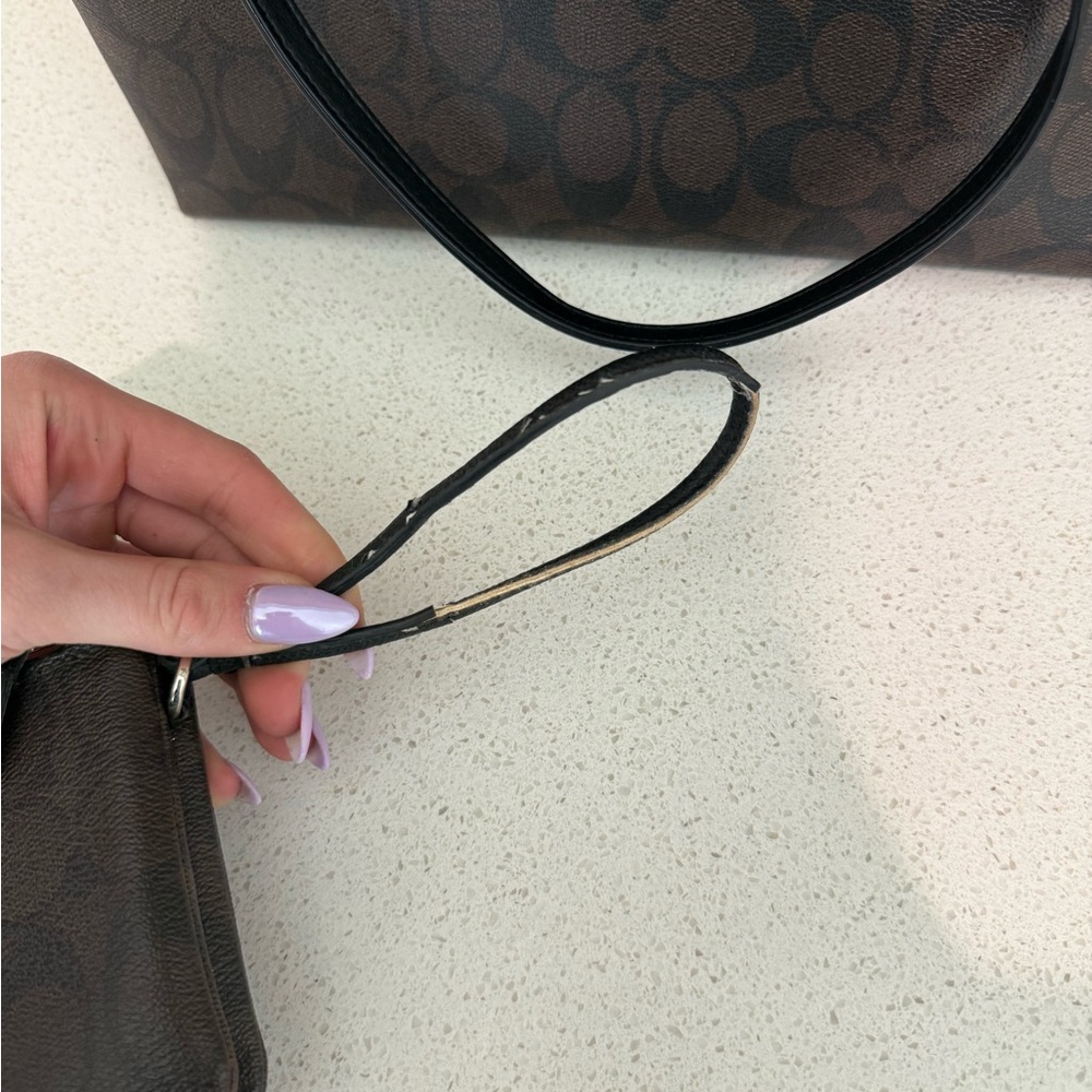 COACH Brown Tote and Wristlet Set - Picture 10 of 14